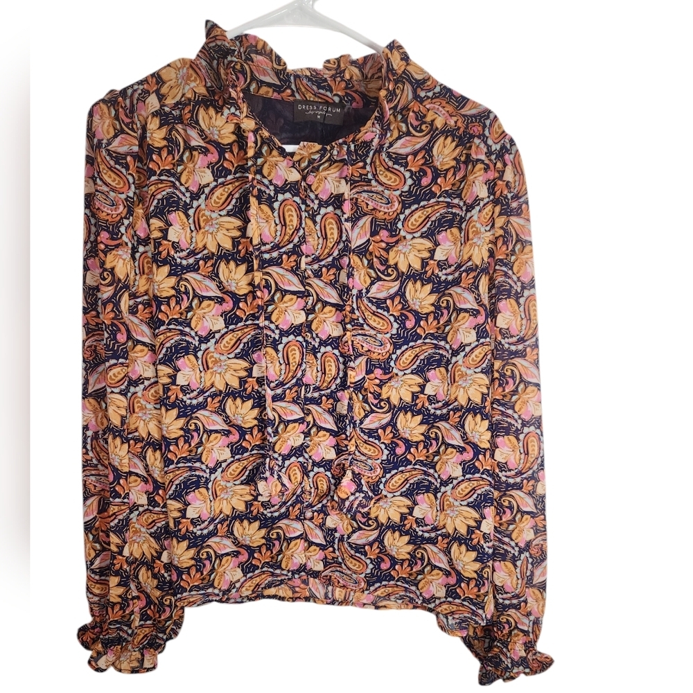 New‎ Dress Forum Paisley Top Medium